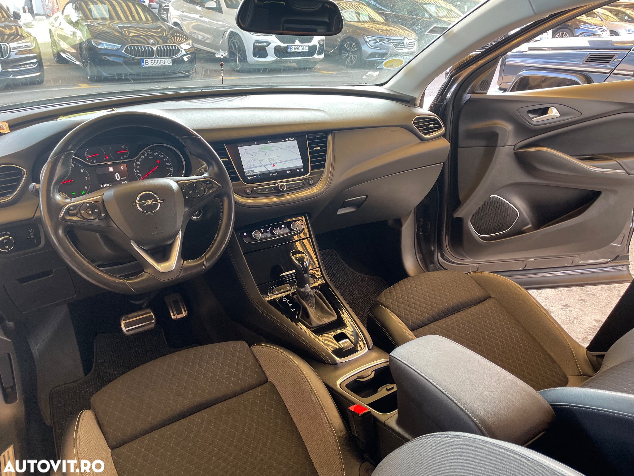 Opel Grandland X 2.0 START/STOP Aut. Design Line - 26