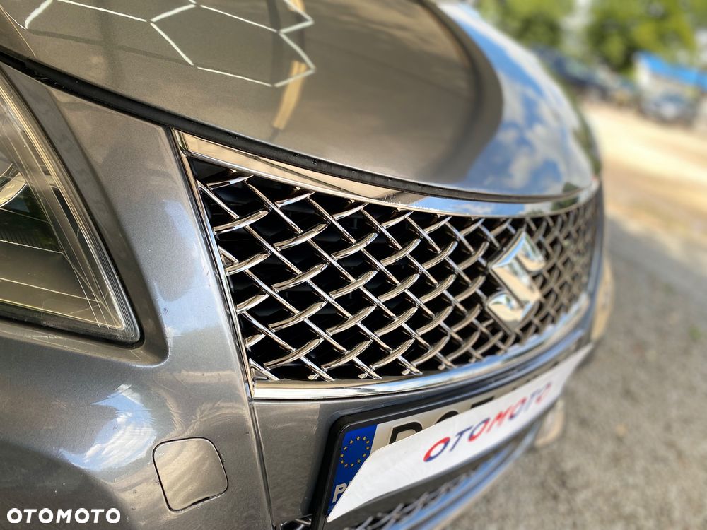 Suzuki Kizashi 2.4 Sport 4WD CVT - 16