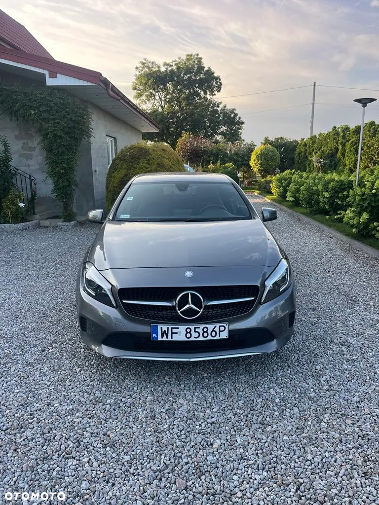 Mercedes-Benz Klasa A 180 (BlueEFFICIENCY) 7G-DCT - 2