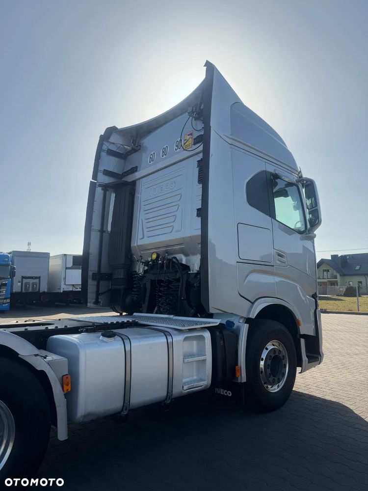 Iveco S-WAY 570   6X4   60 TON  RETARDER !!! - 8