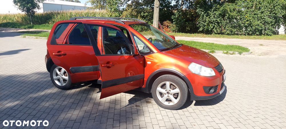 Suzuki SX4 - 3
