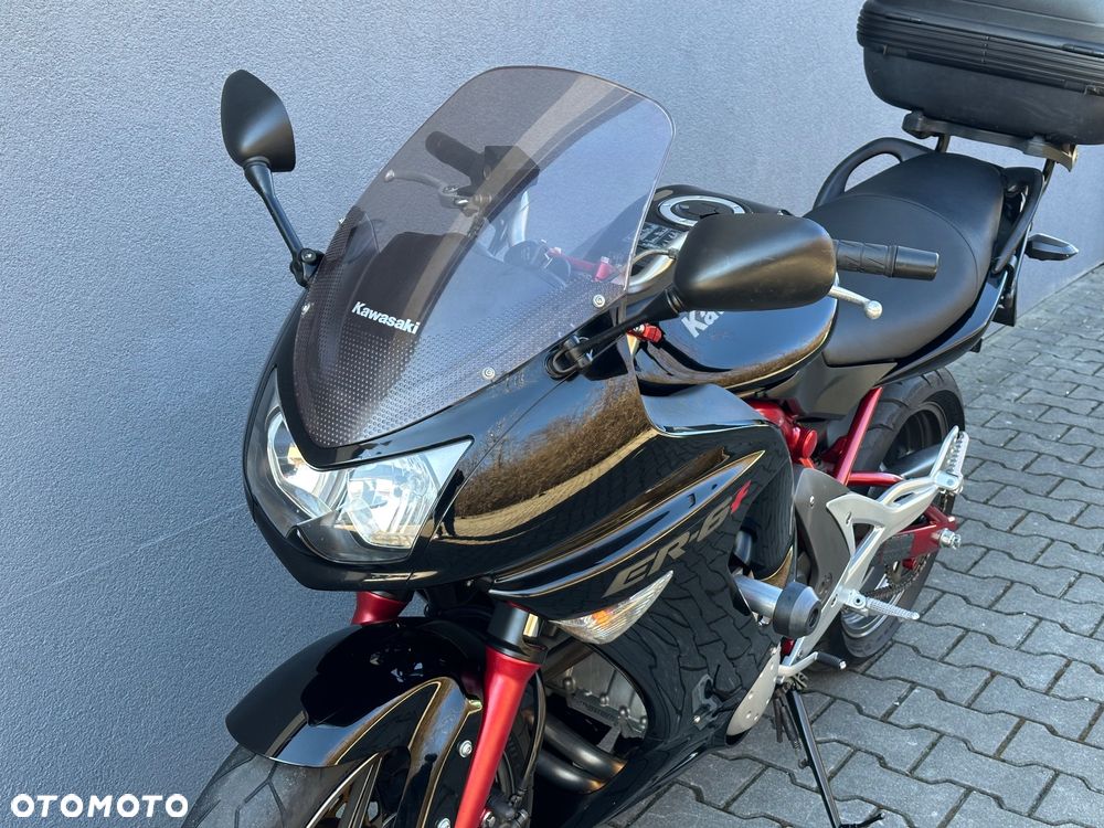 Kawasaki ER - 11