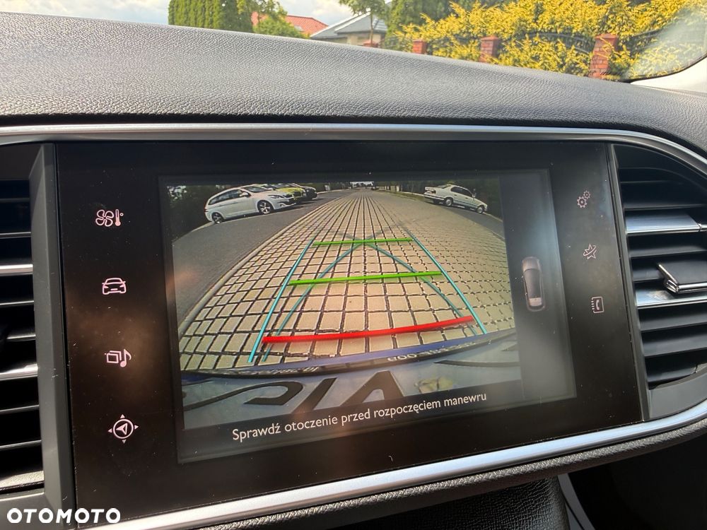 Peugeot 308 1.2 PureTech GPF Active S&S - 19