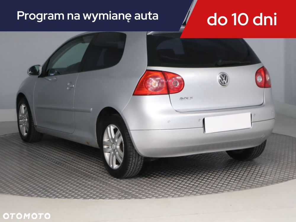 Volkswagen Golf - 6