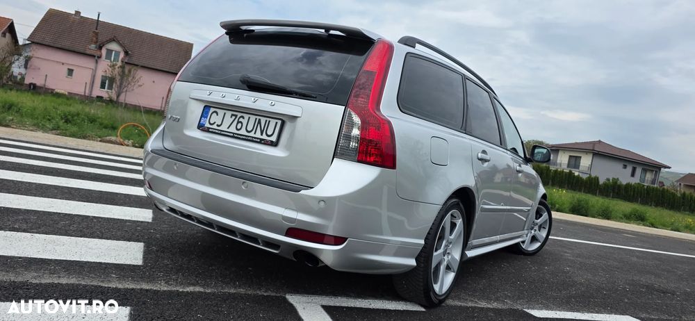 Volvo V50 DPF D4 RDesign Edition - 17