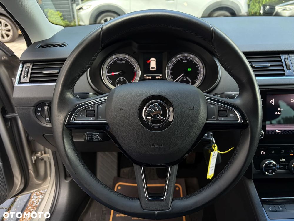 Skoda Octavia - 22