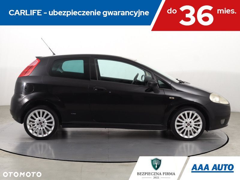 Fiat Grande Punto - 8
