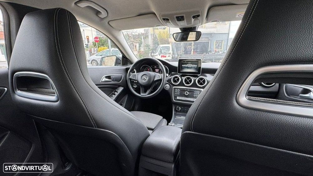 Mercedes-Benz CLA 180 - 20