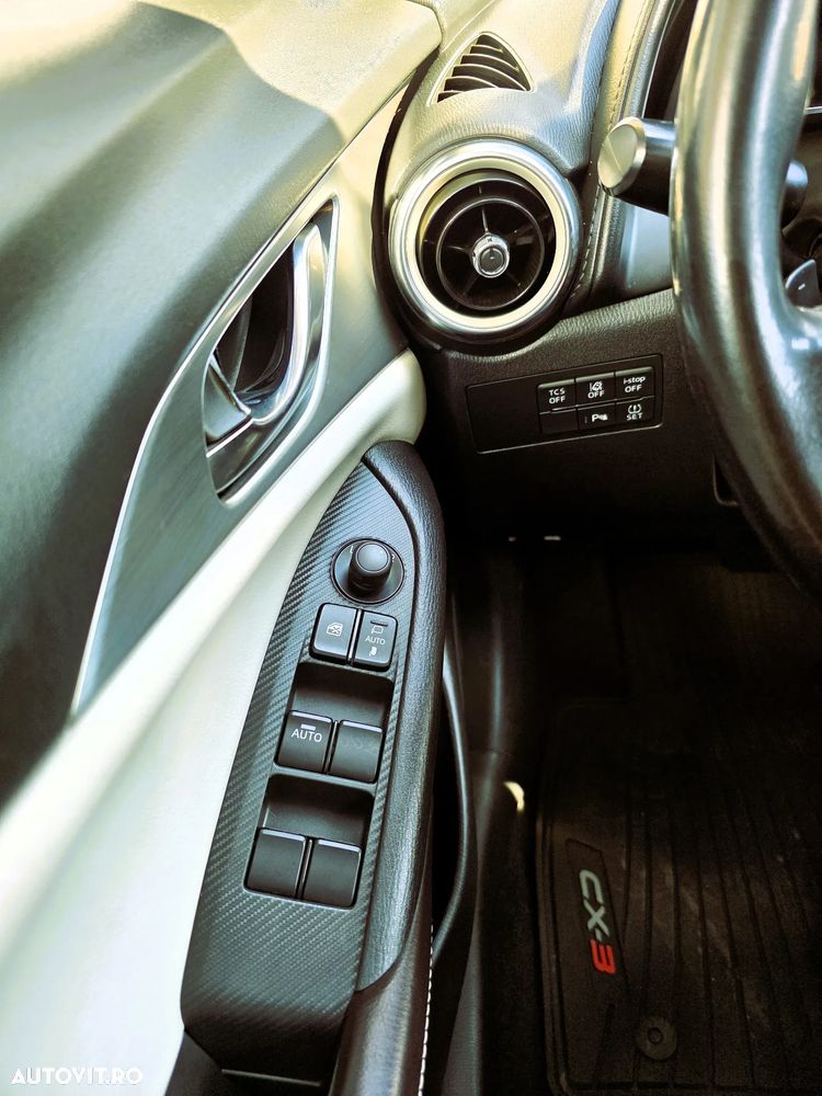 Mazda CX-3 G121 4x2 AT Takumi Plus - 8