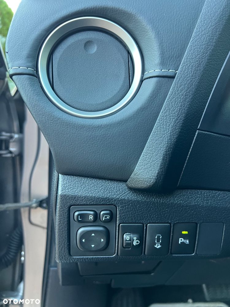 Toyota Auris - 32