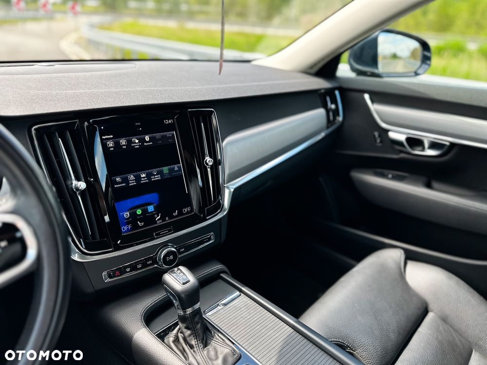 Volvo S90 D3 Momentum - 22