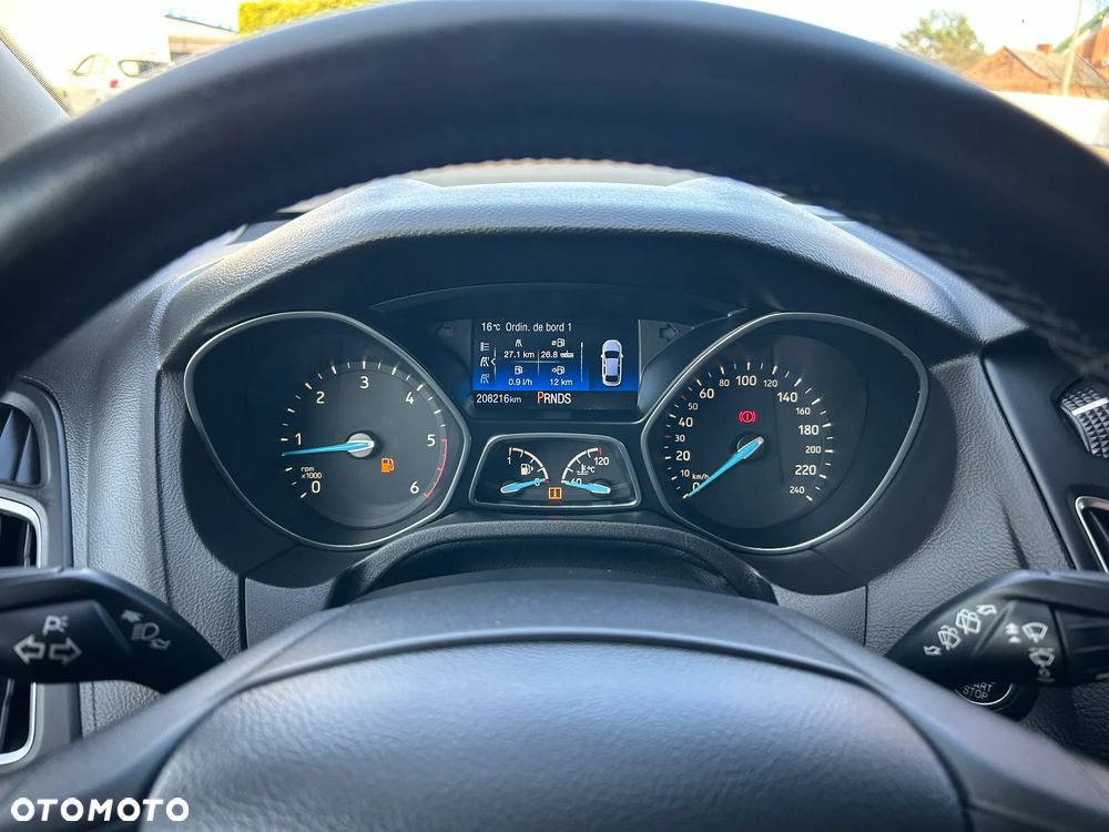 Ford Focus 1.5 EcoBlue Start-Stopp-System TITANIUM - 21