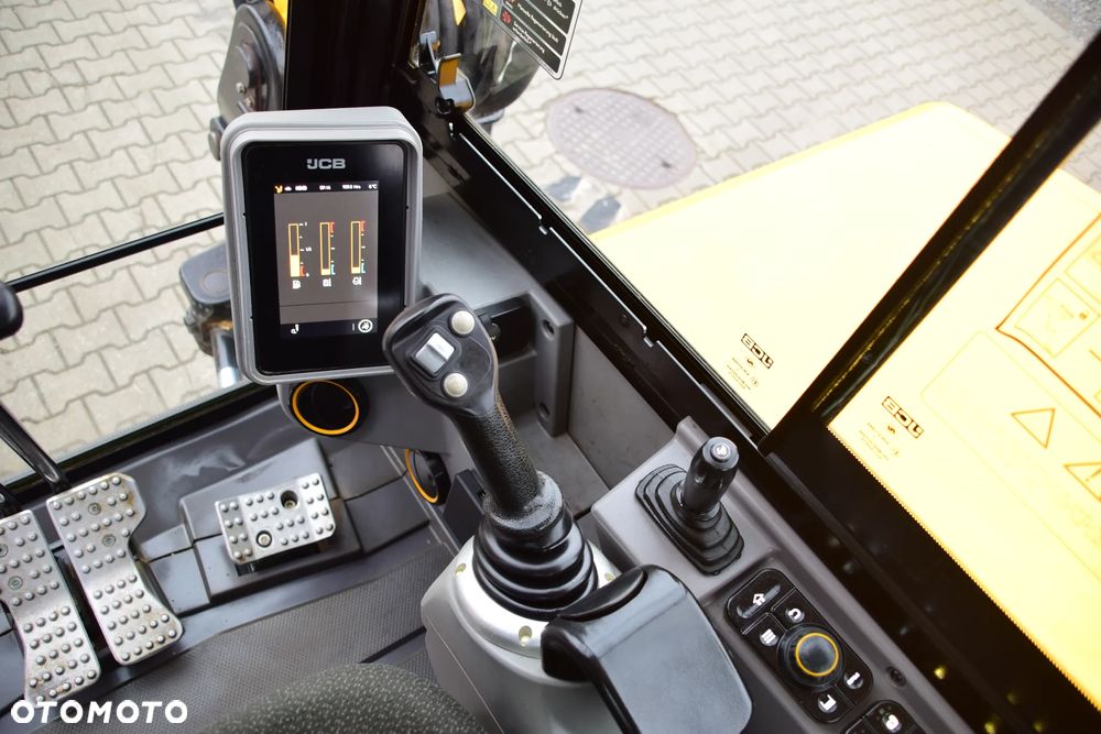 JCB 86C-2 T.A.B. - 25