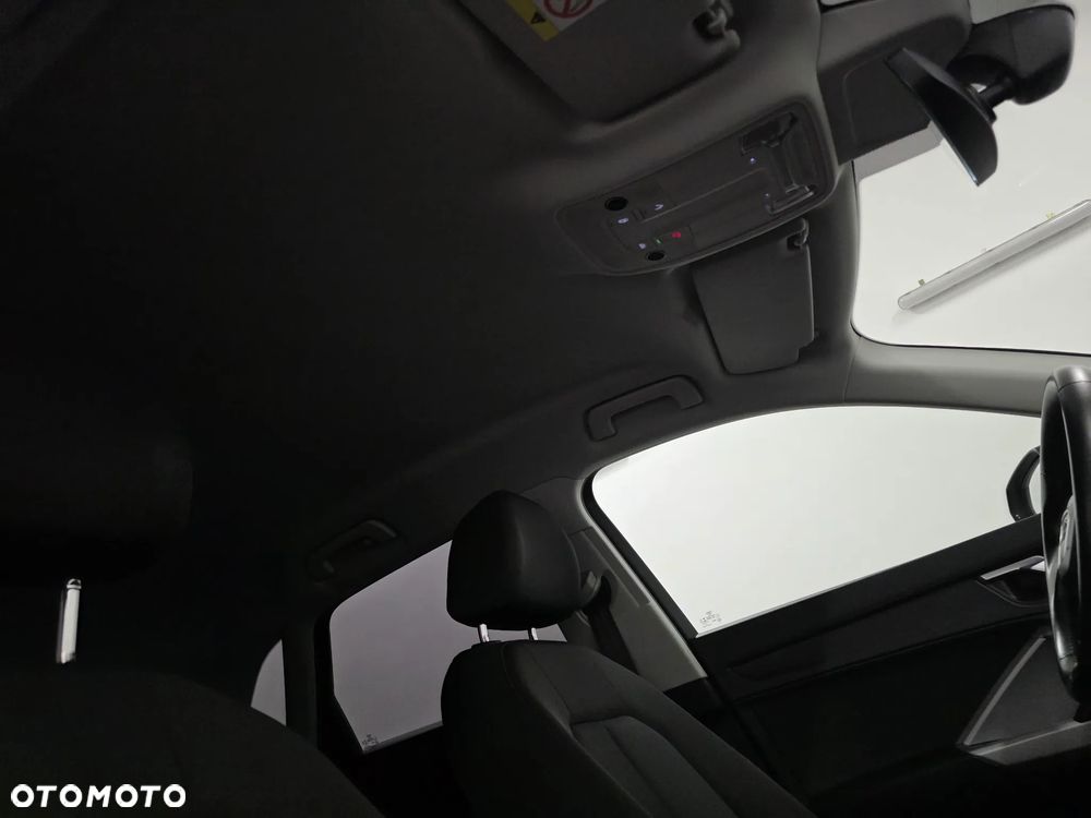 Audi Q3 35 TDI S tronic - 27