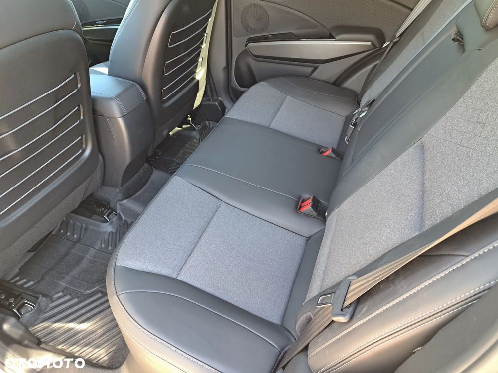 SsangYong/KGM Tivoli 1.5 T-GDI Adventure - 15