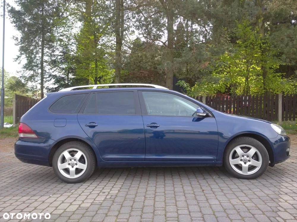 Volkswagen Golf - 2