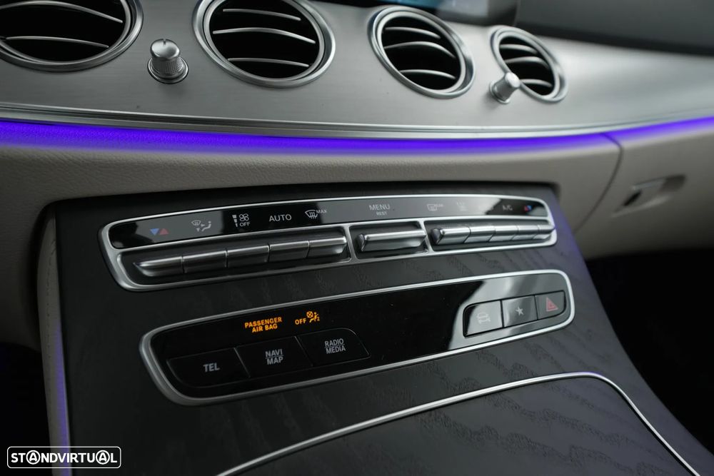 Mercedes-Benz E 300 de Avantgarde - 23