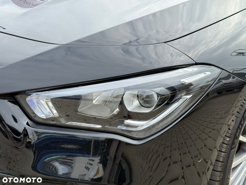 Mercedes-Benz CLA 200 7G-DCT - 10