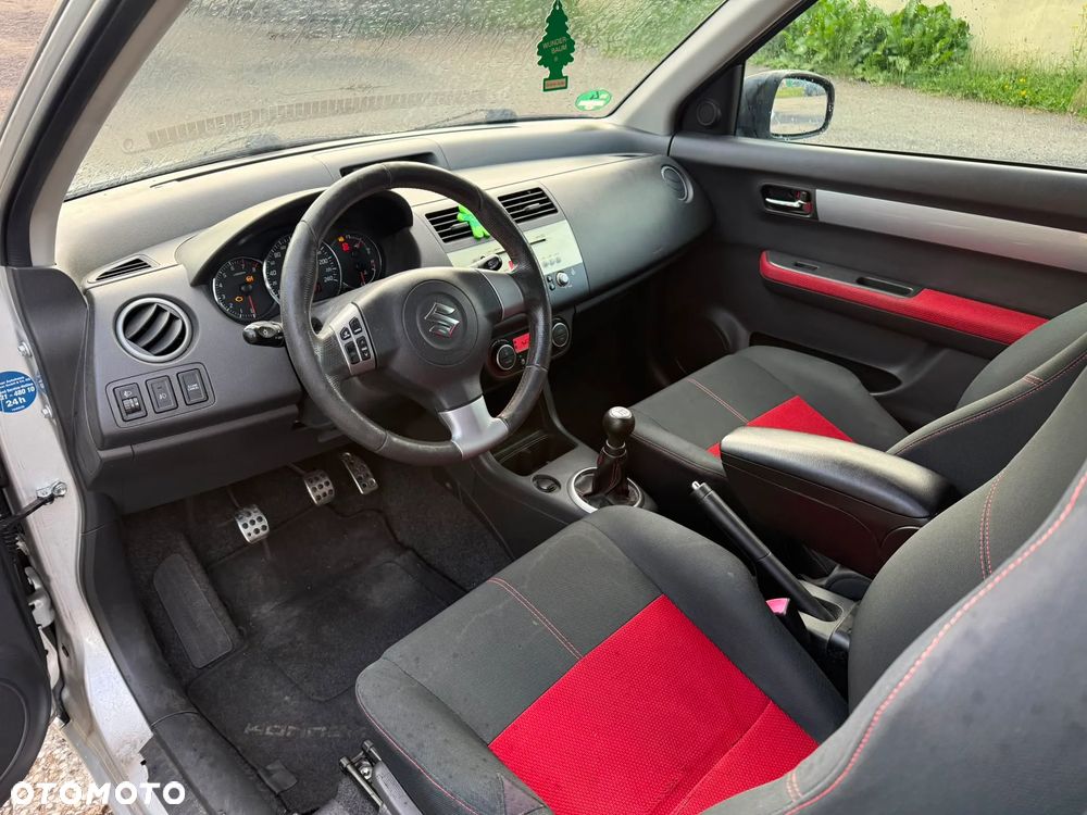Suzuki Swift 1.6 Sport Rallye N' Style - 17