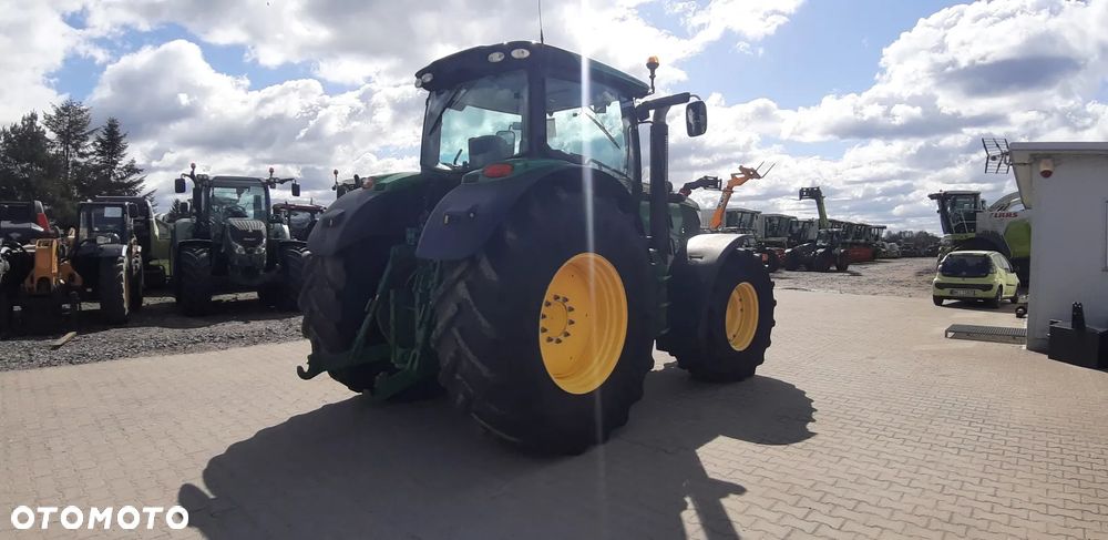John Deere 6210 R - 5