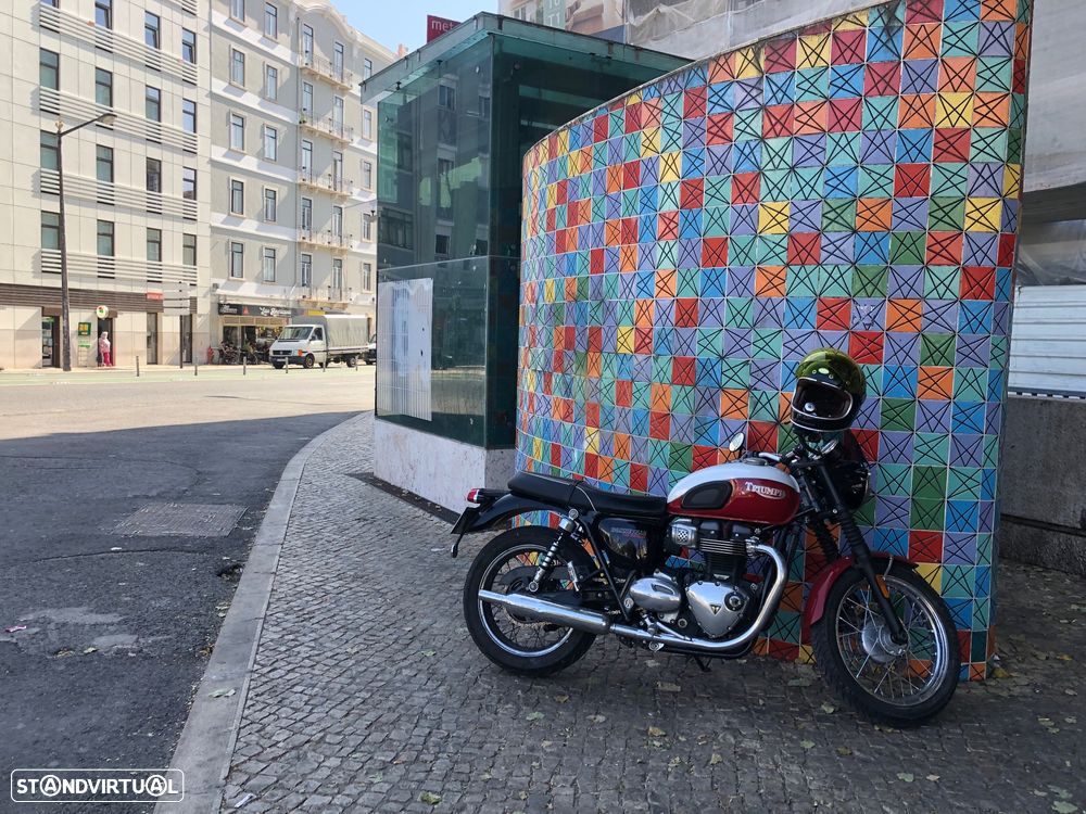 Triumph Bonneville T100 | Série especial Bud Ekins - 9