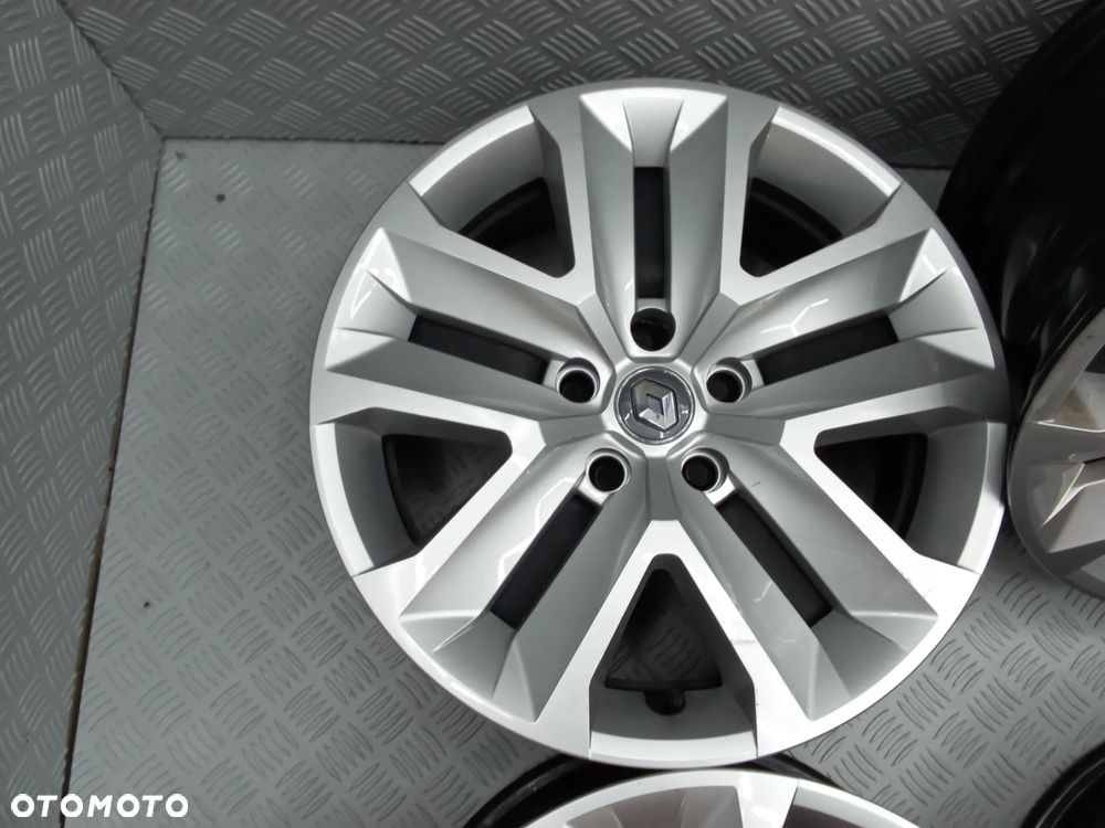 Felgi strukturalne Renault Captur Kadjar Laguna Megane Arkana Fluence 7Jx17 et 35 5x114,3 - 5