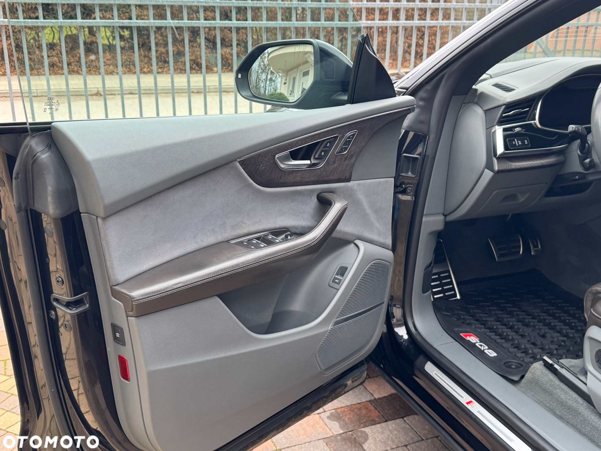 Audi Q8 - 40