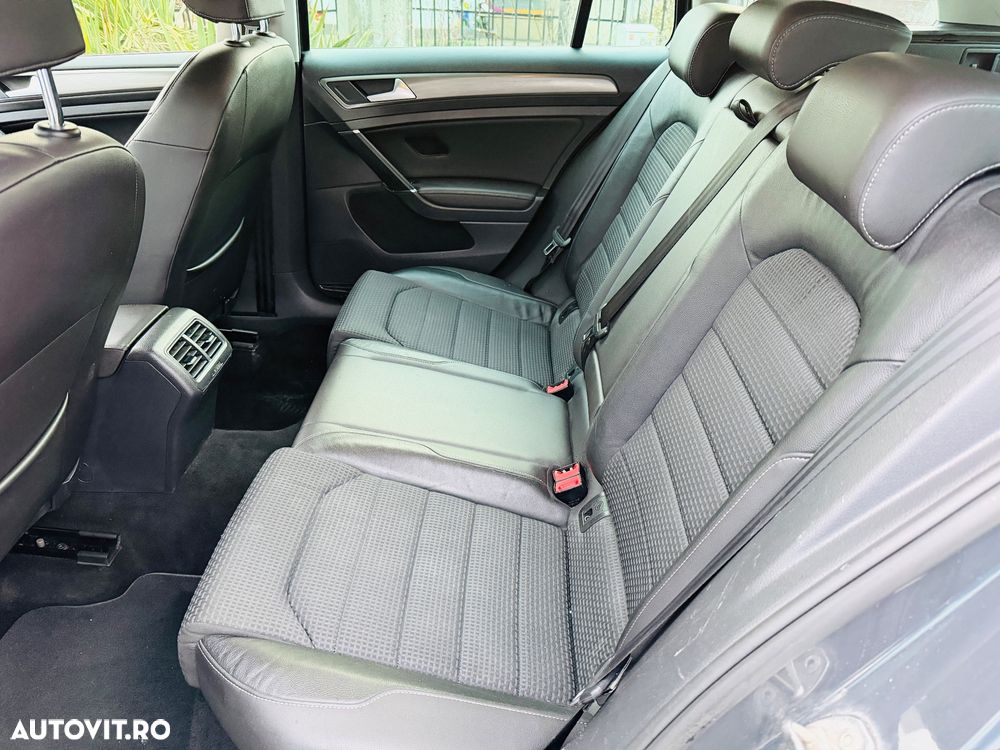 Volkswagen Golf 1.6 TDI DPF BlueMotion Technology Trendline - 7