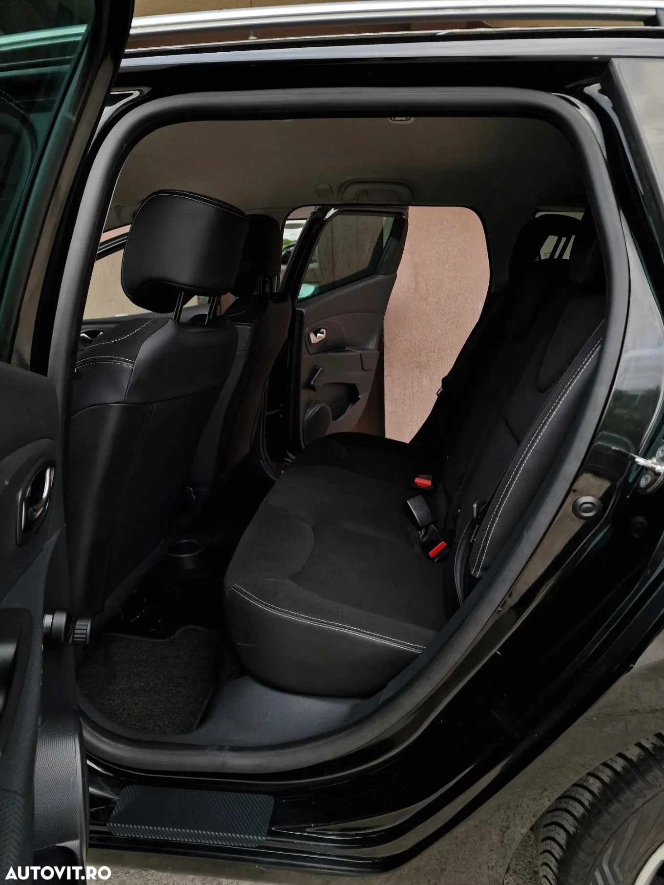 Renault Clio - 30