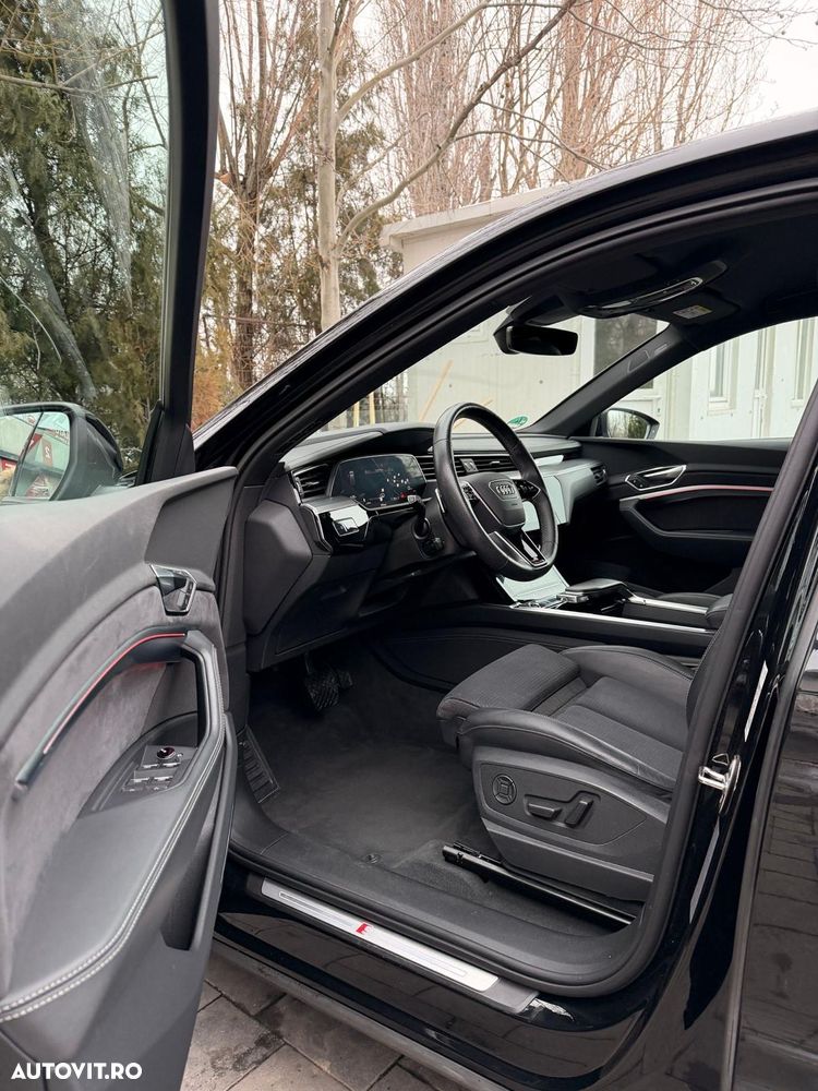 Audi e-tron 50 quattro S line - 4