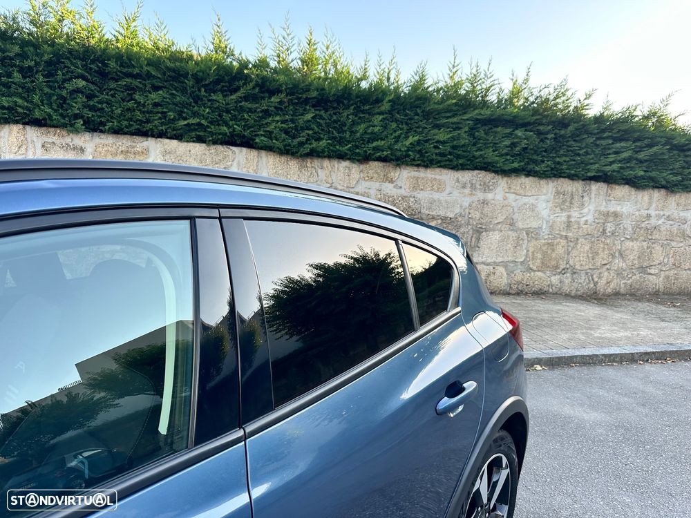 Ford Focus 1.0 EcoBoost MHEV Active X - 24