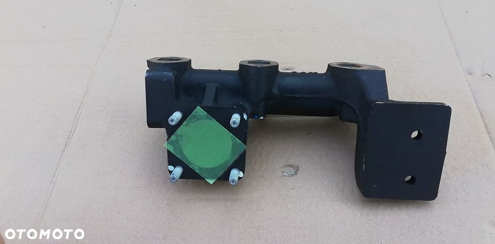 YANMAR 3TNV82A Kolektor Wydechowy 119802-13109 OEM - 3