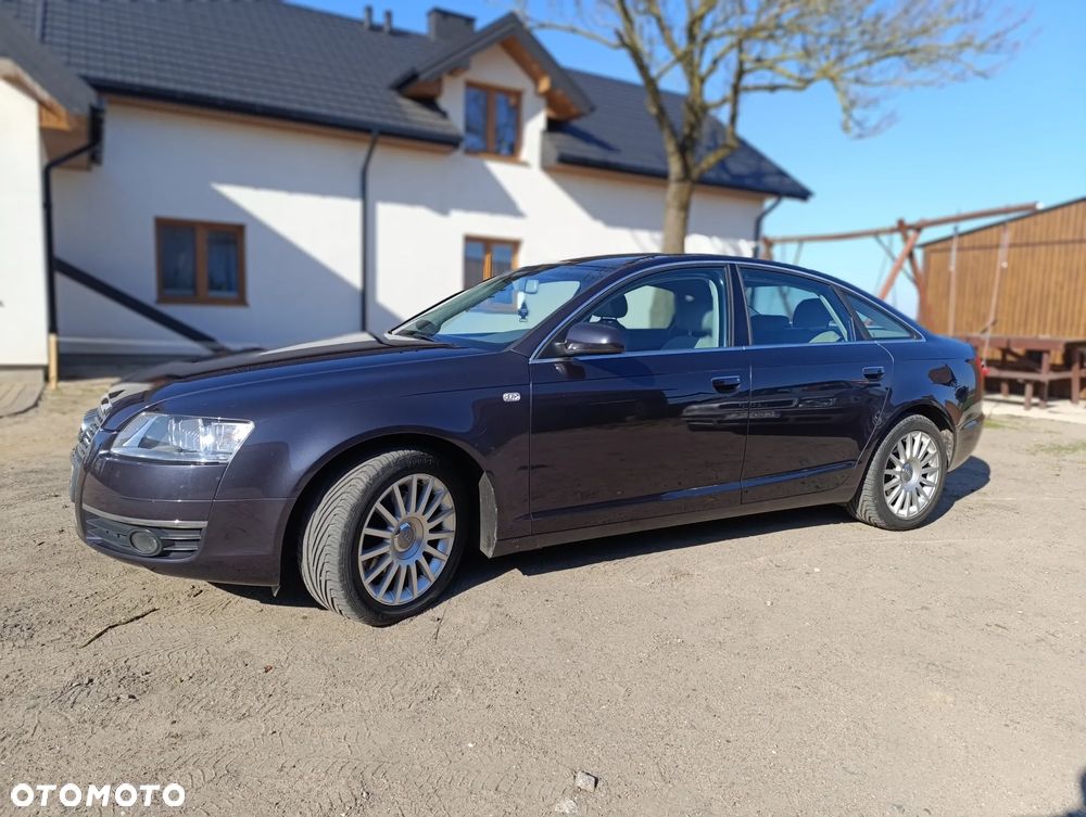 Audi A6 Limousine 2.4 - 7