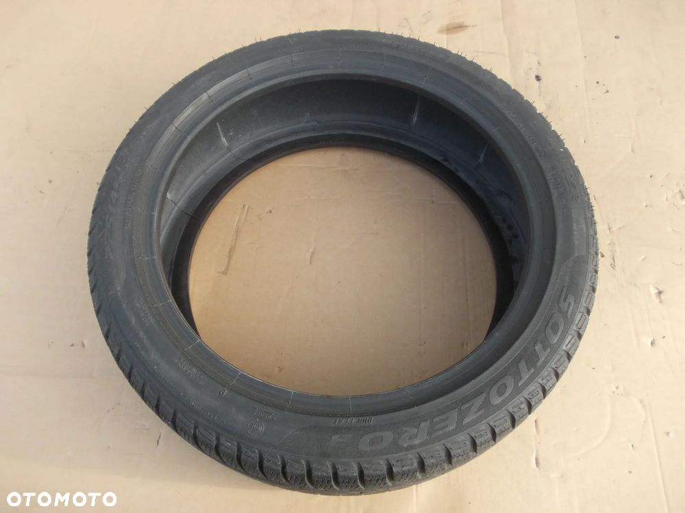 Opony 225/45R19 96V Pirelli Winter Sottozero 3 Run Flat - 13