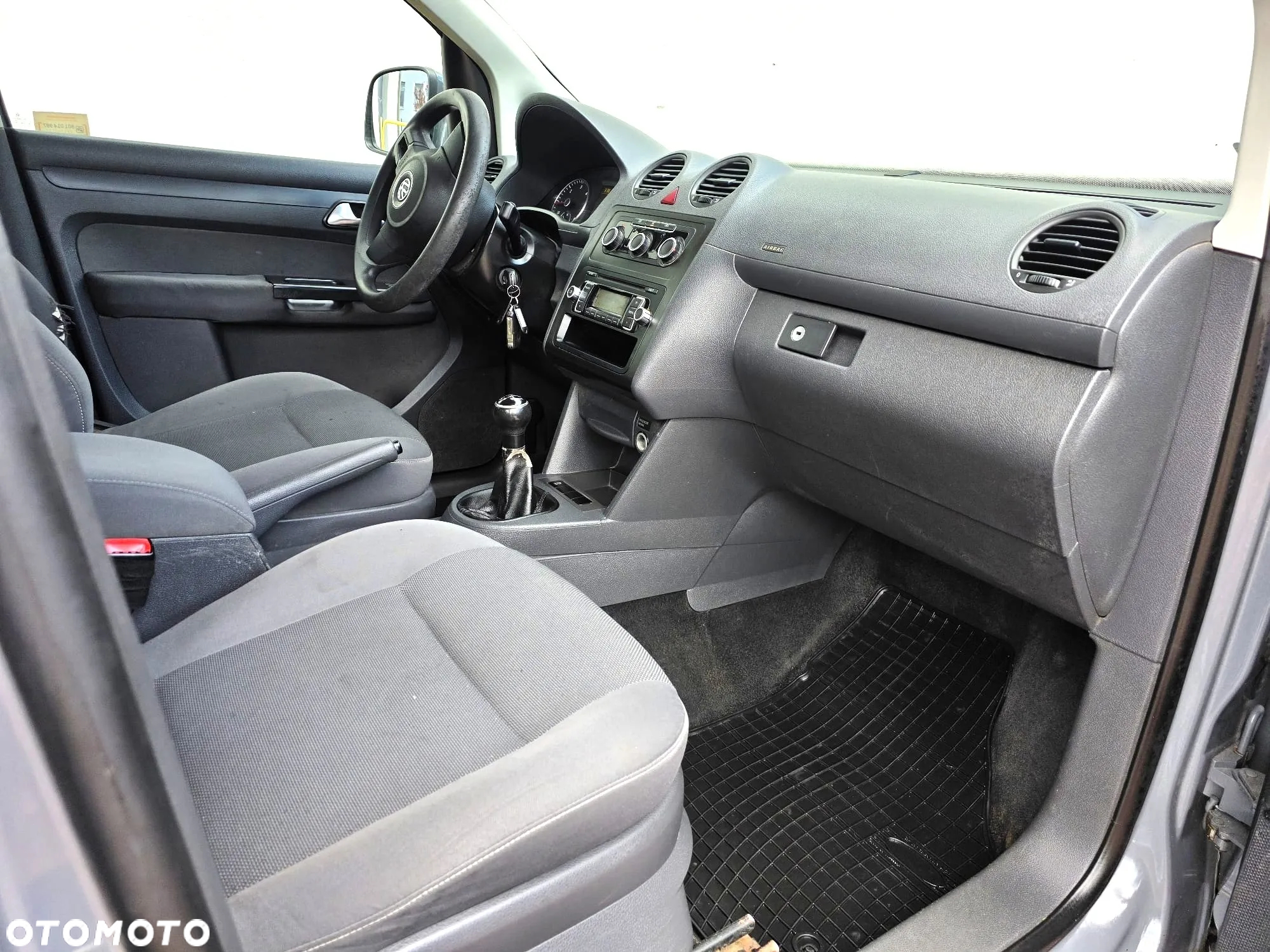 Volkswagen Caddy 1.6 TDI Comfortline - 10