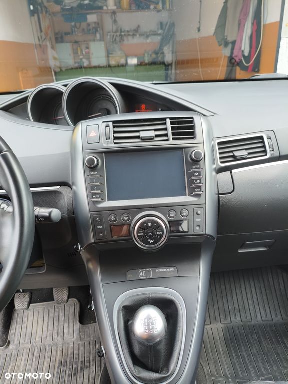 Toyota Verso 1.8 Premium EU6 - 10