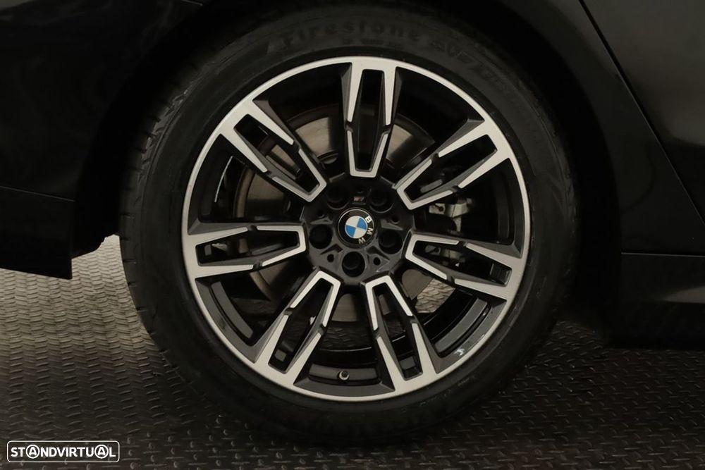 BMW 530 e Pack Desportivo M - 5