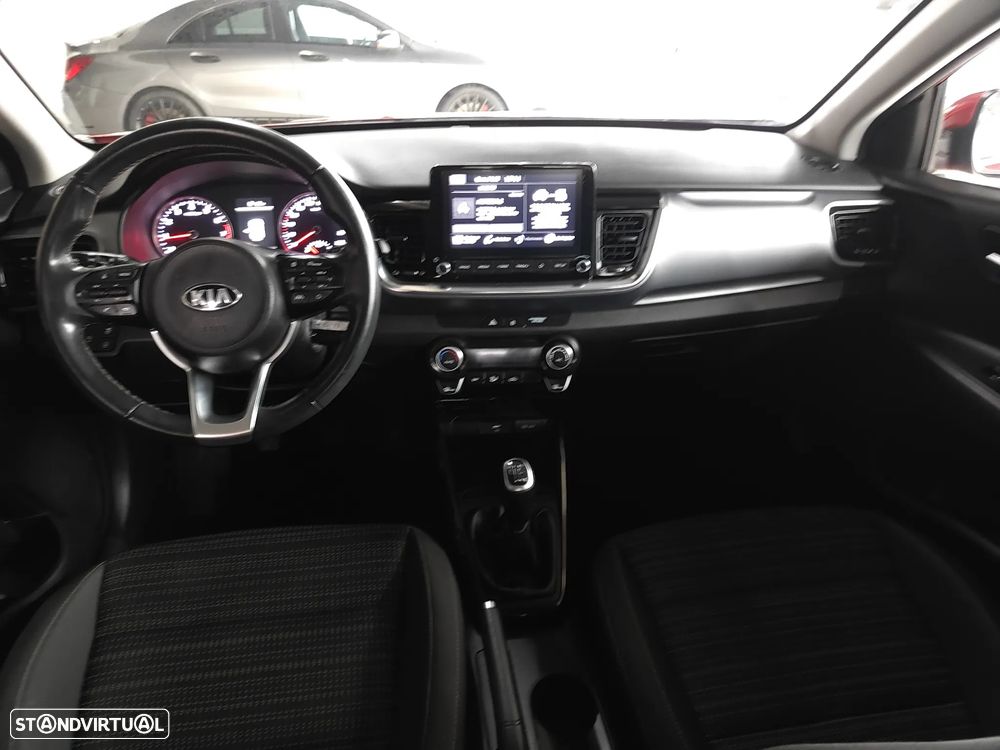 Kia Stonic 1.0 T-GDI EX - 32