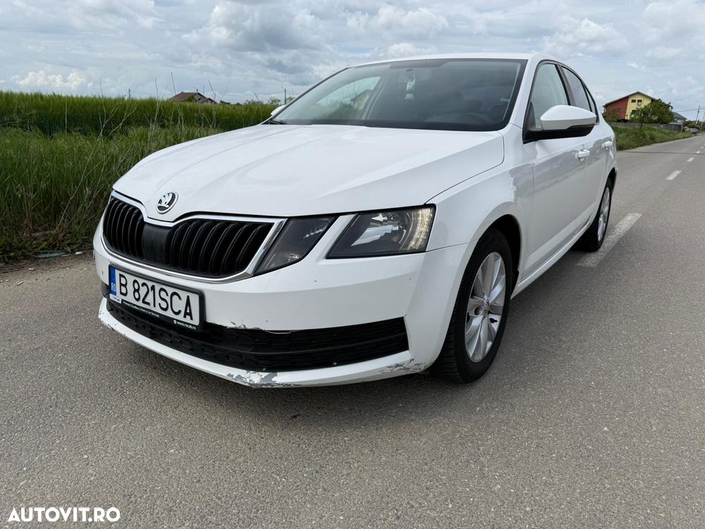 Skoda Octavia - 2