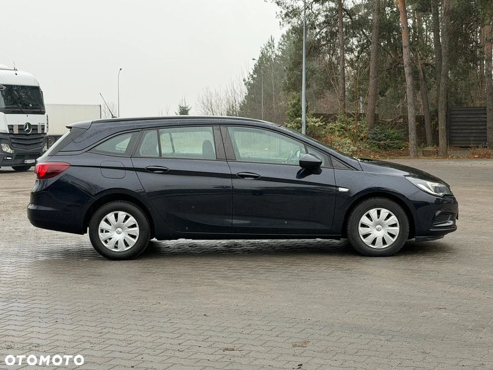 Opel Astra 1.6 CDTI Enjoy - 5
