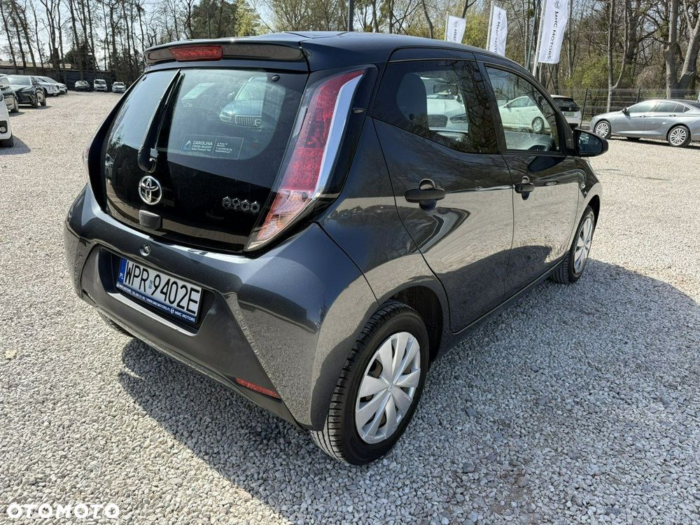 Toyota Aygo - 12