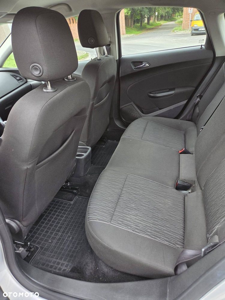 Opel Astra 1.4 T EU6 - 9