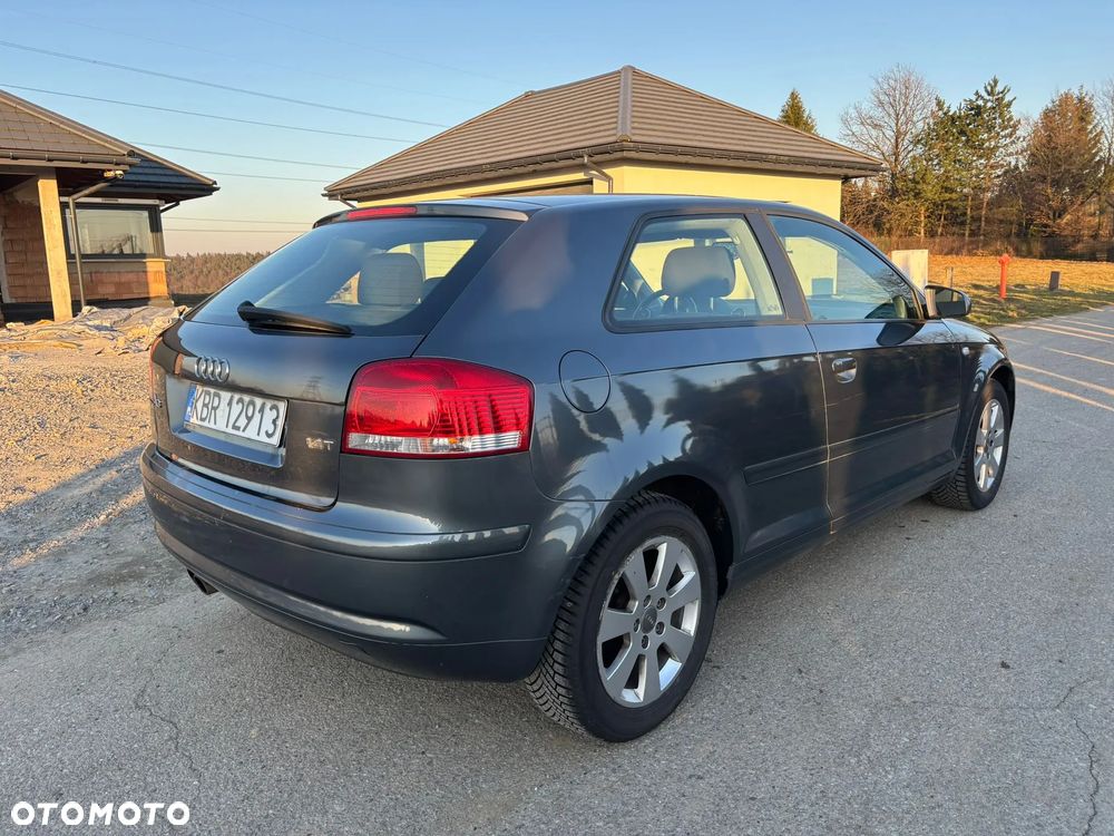 Audi A3 3-drzwiowe 1.4 TFSI Ambiente - 8