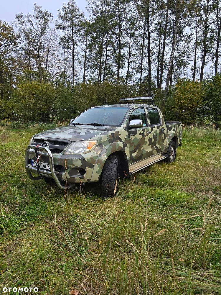 Toyota Hilux 2005 photo 3