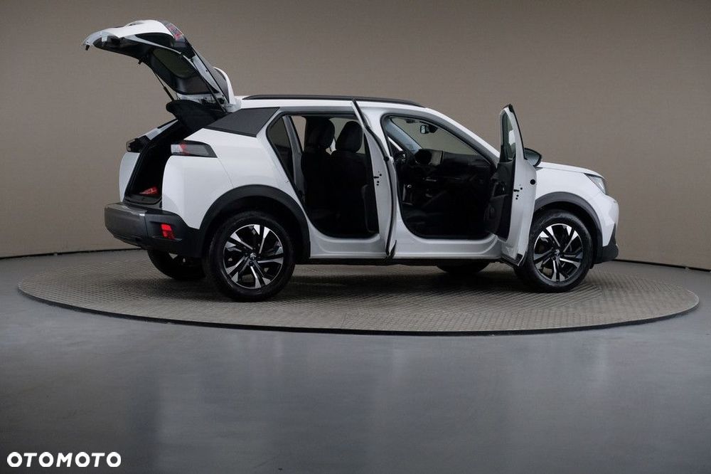 Peugeot 2008 1.2 PureTech Allure S&S - 6
