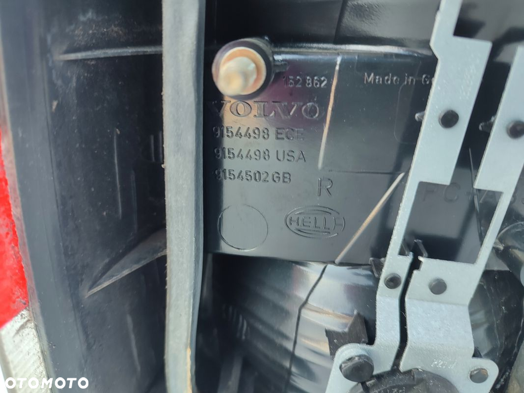 Lampa prawy tył dolna VOLVO V70 II KOMBI EUROPA ORYGINAŁ - 5