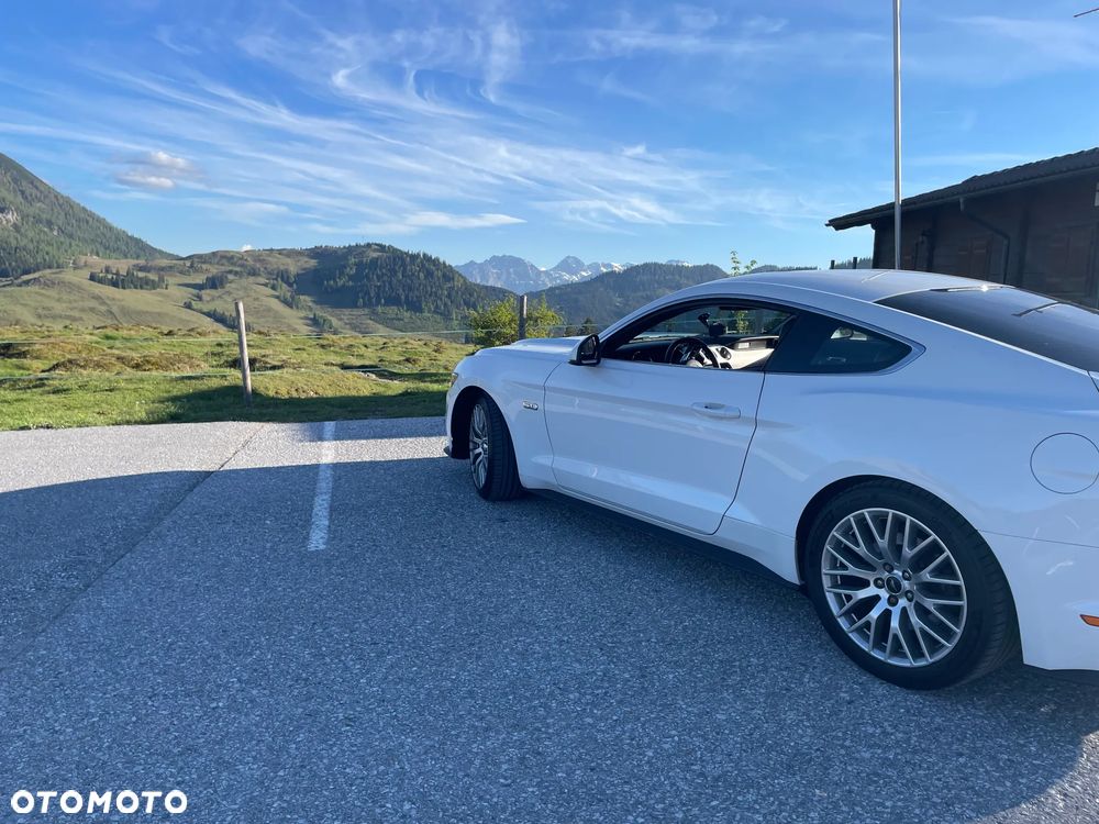 Ford Mustang 5.0 V8 GT - 4