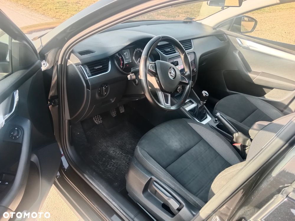 Skoda Octavia 1.4 TSI Ambition - 11