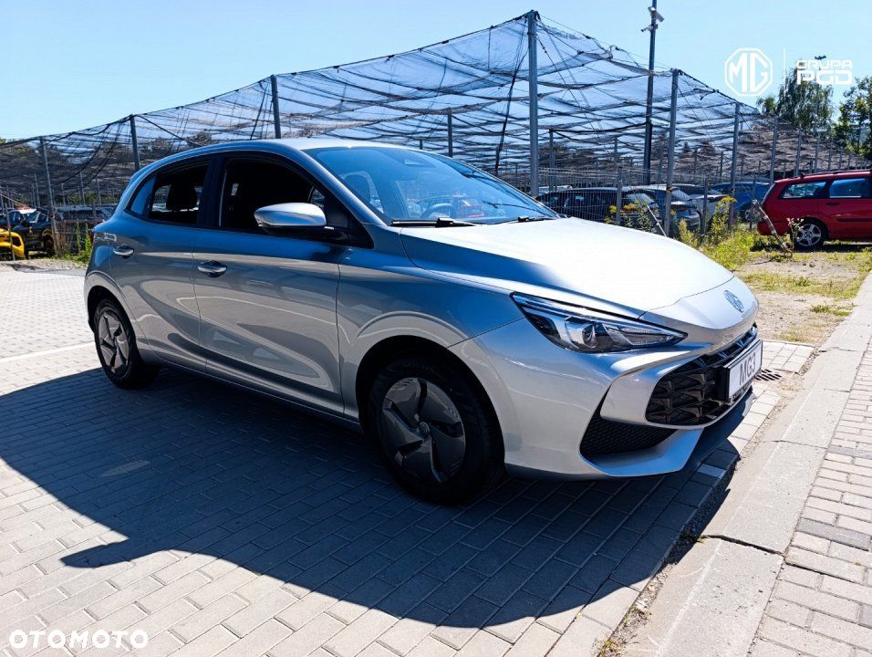MG MG3 - 8