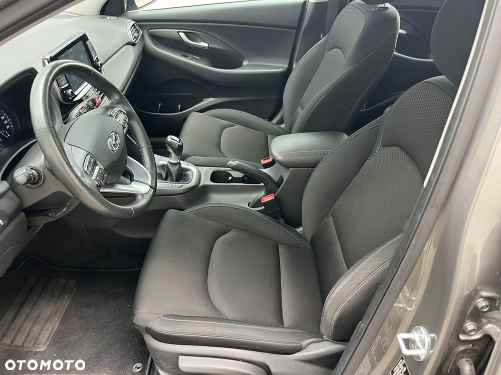 Hyundai i30 1.4 T-GDI Premium - 12